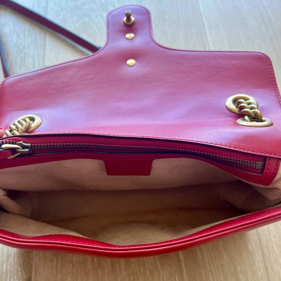 Gucci Marmont Red Authentic Crossbody Shoulder Bag with Heart on Back NWOT - Picture 10 of 16
